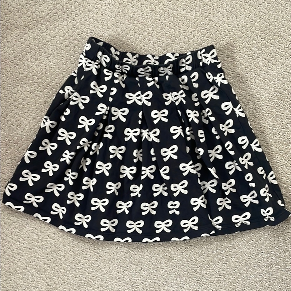 Tea Collection Black and White Bow Skirt (size 8)